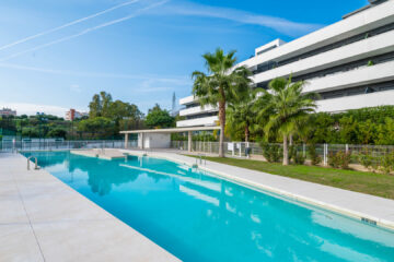 spain-andalusia-malaga-estepona-apartment